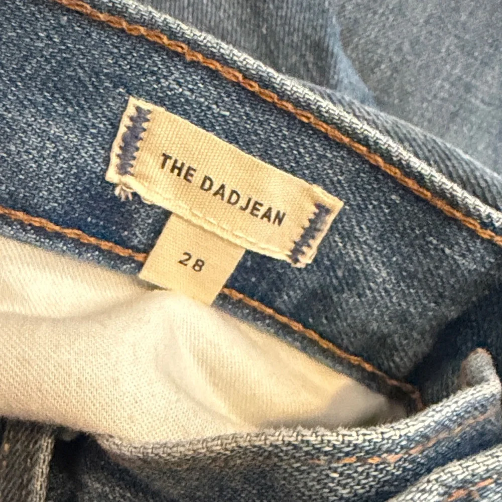 Madewell The Dad Jean - Picture 9 of 9